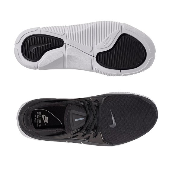 womens nike acalme black